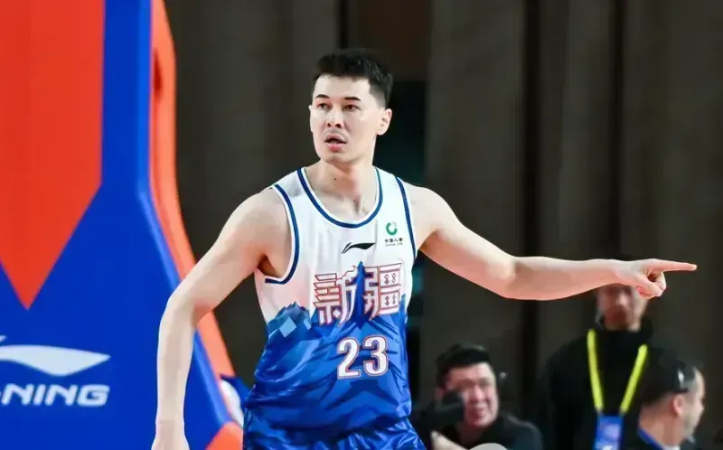 即时比分-今晚新疆vs天津大名单:冯傲、阿不都出战,林庭谦在列